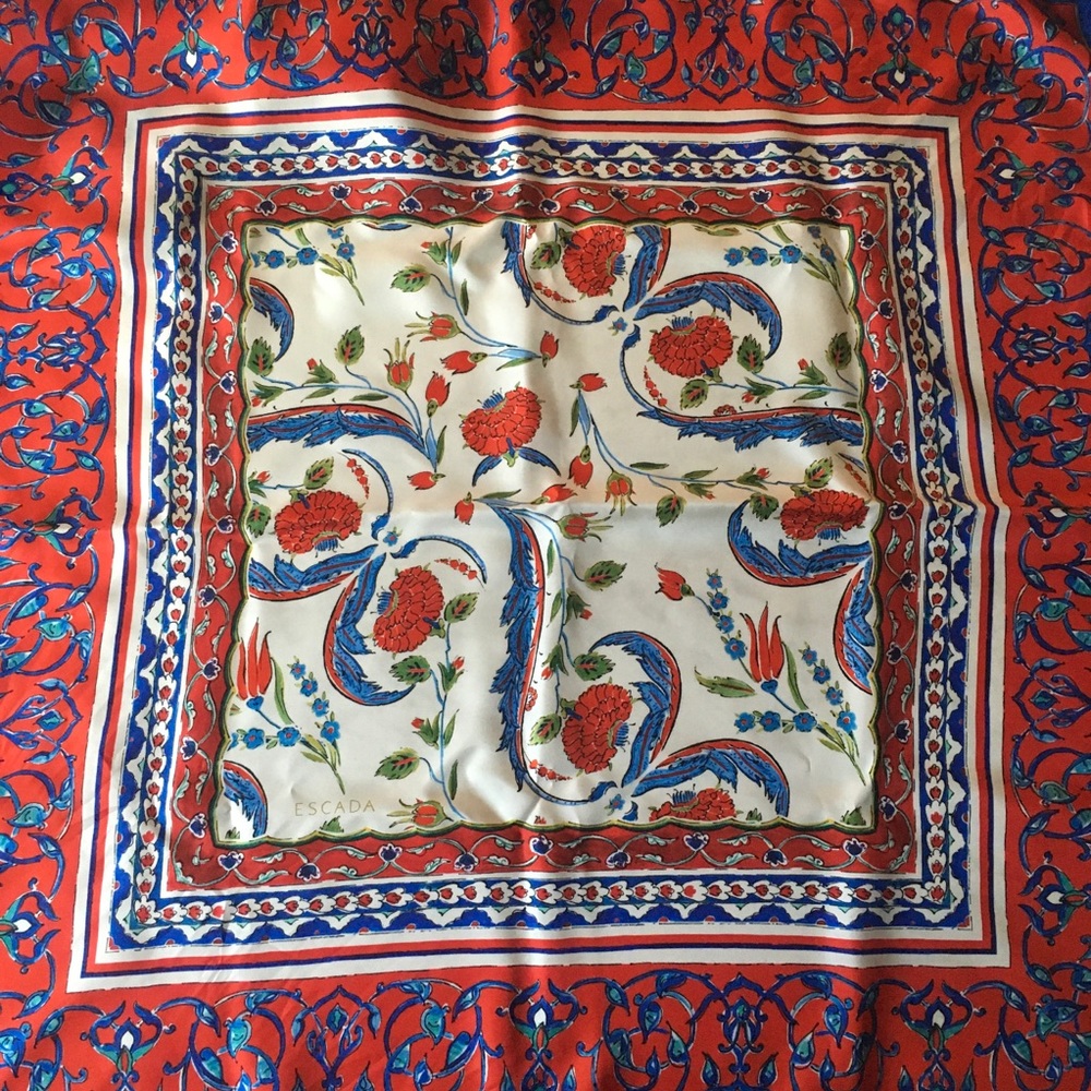 Escada Scarf